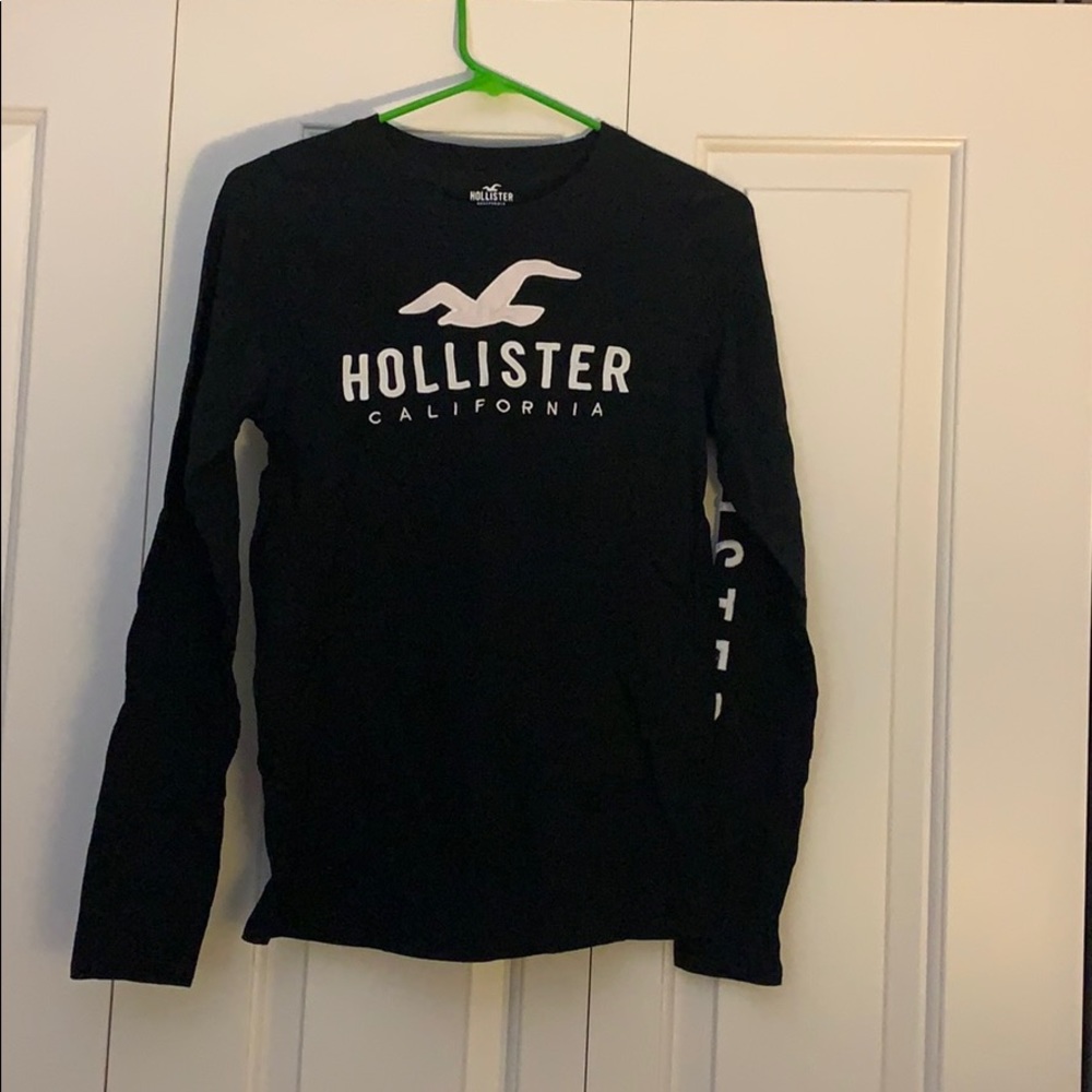 Long Sleeve black logo tee
